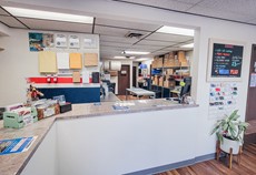 Lobby: Right Counter